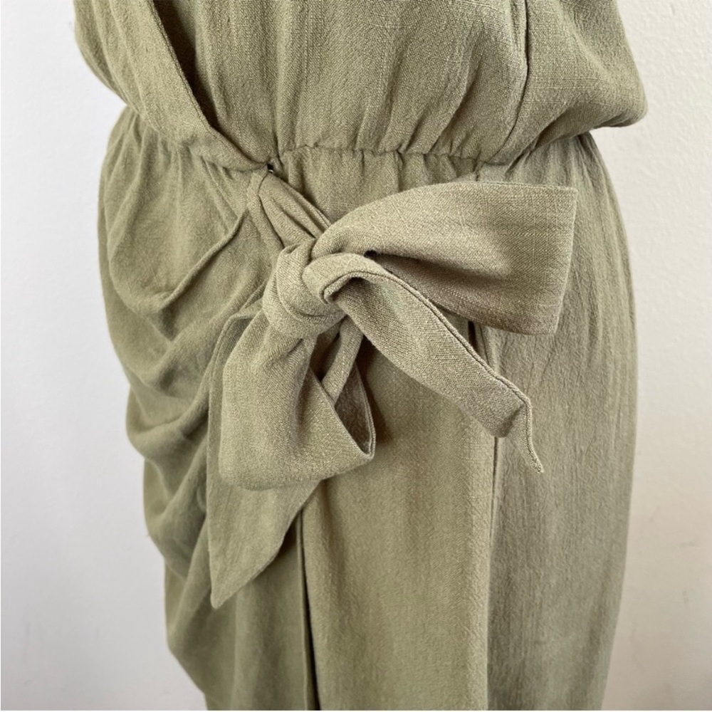 CUPSHE NWT Jeanette O-ring Wrap Tie Waist Dress
Size M - Picture 11 of 12